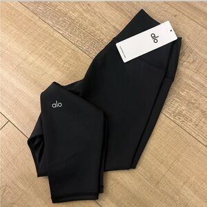 ALO black 7/8 airlift leggings